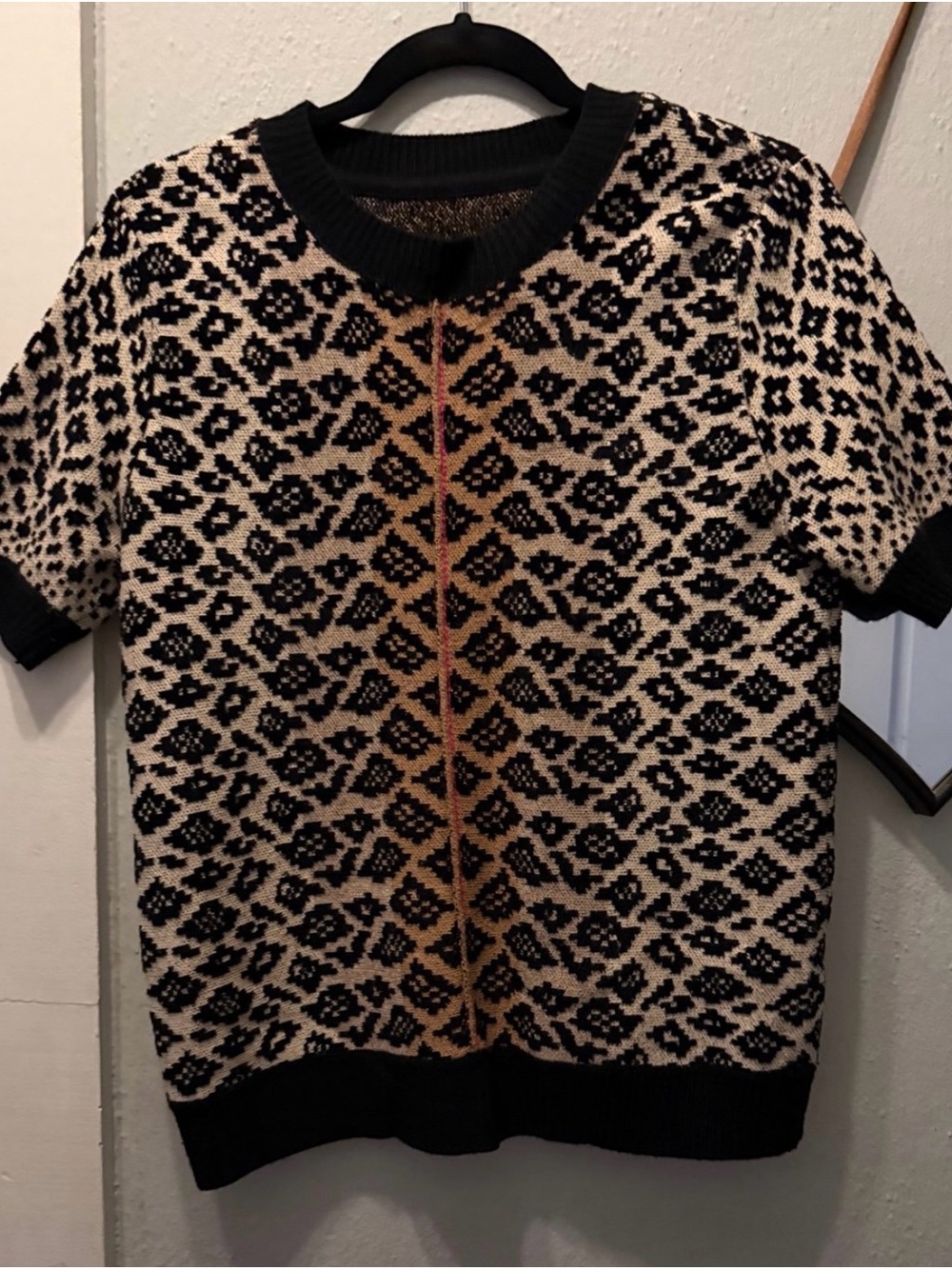 Maeve Black and Cream Short-Sleeve Patterned Sweater